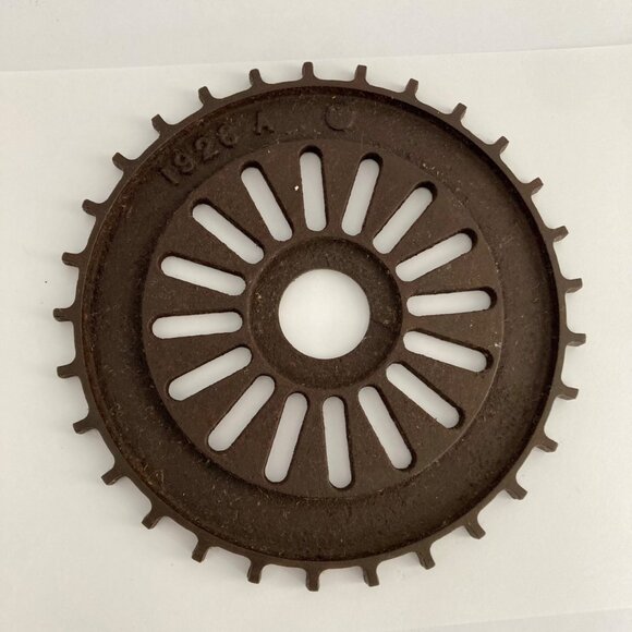 Vintage International Harvester Planter Plate No. 1926A IH Farm Tractor - Picture 1 of 4